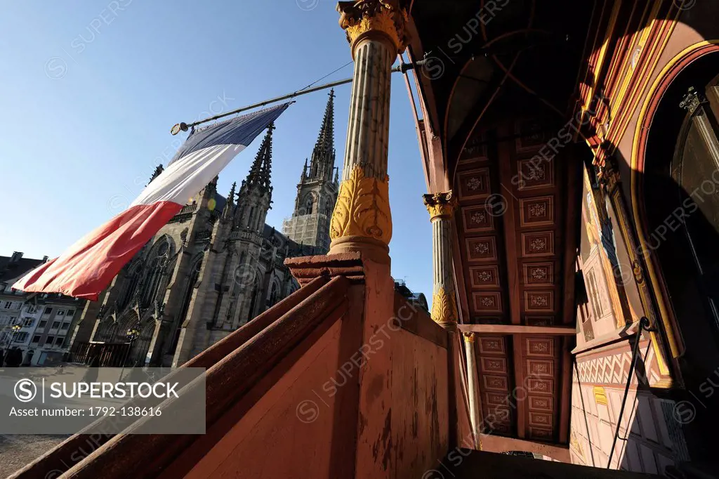 France, Haut Rhin, Mulhouse, Place de la Reunion Reunion´s Square, St Etienne Temple, Town Hall and Historical Museum