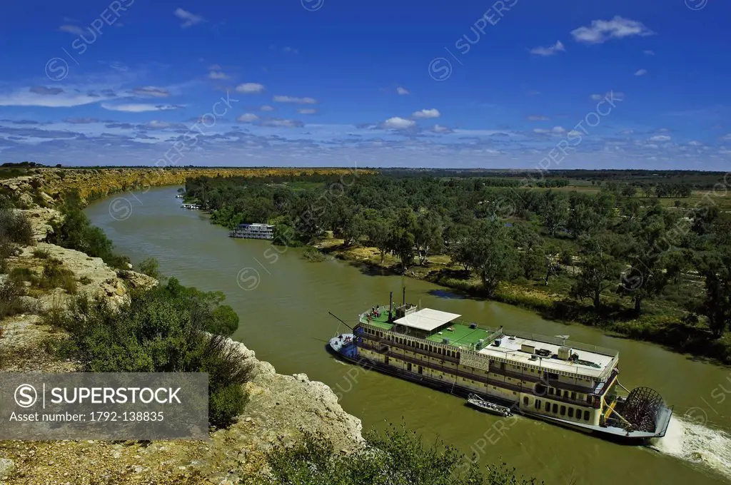 Australia, South Australia, Murray River, Murray Princess paddle boat near Big Bend Cliff