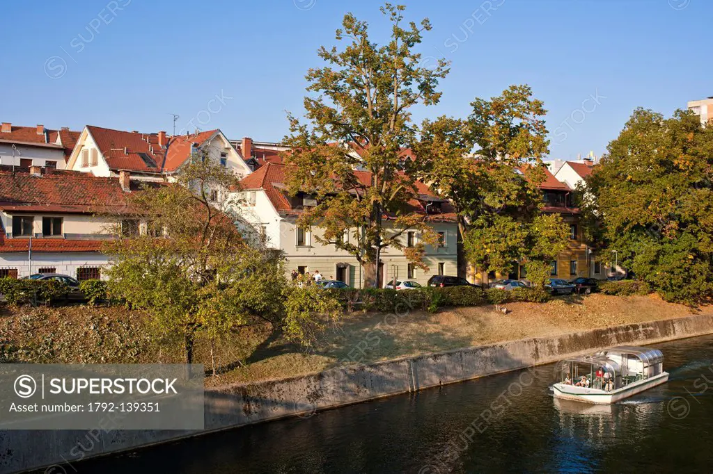 Slovenia, Ljubljana, capital town of Slovenia, the banks of the Ljubljanica river