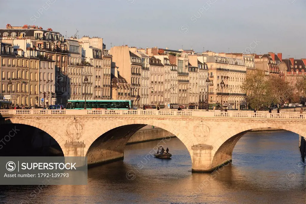 France, Paris, Pont Saint Michel and facades on Quai des Grands Augustins