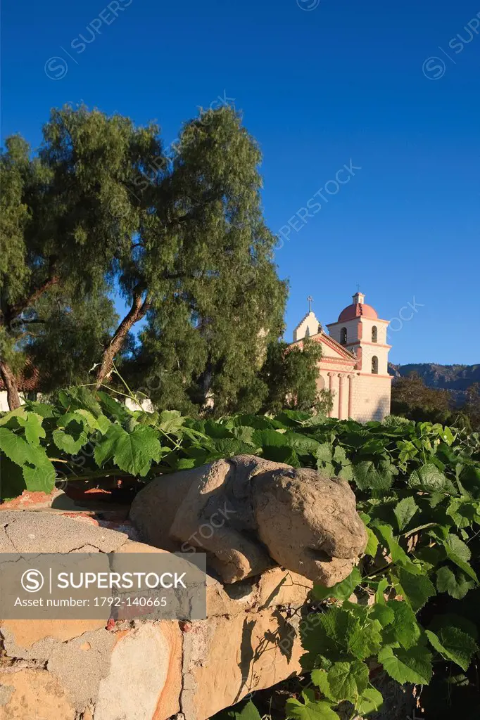 United States, California, Santa Barbara, the Mission founded by the Franciscans in 1786 and the church built in 1820
