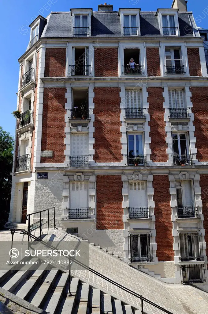 France, Paris, Butte Montmartre, the building at No. 12 Rue St. Vincent at the corner of Rue du Mont Cenis, where the painter Utrillo was locked