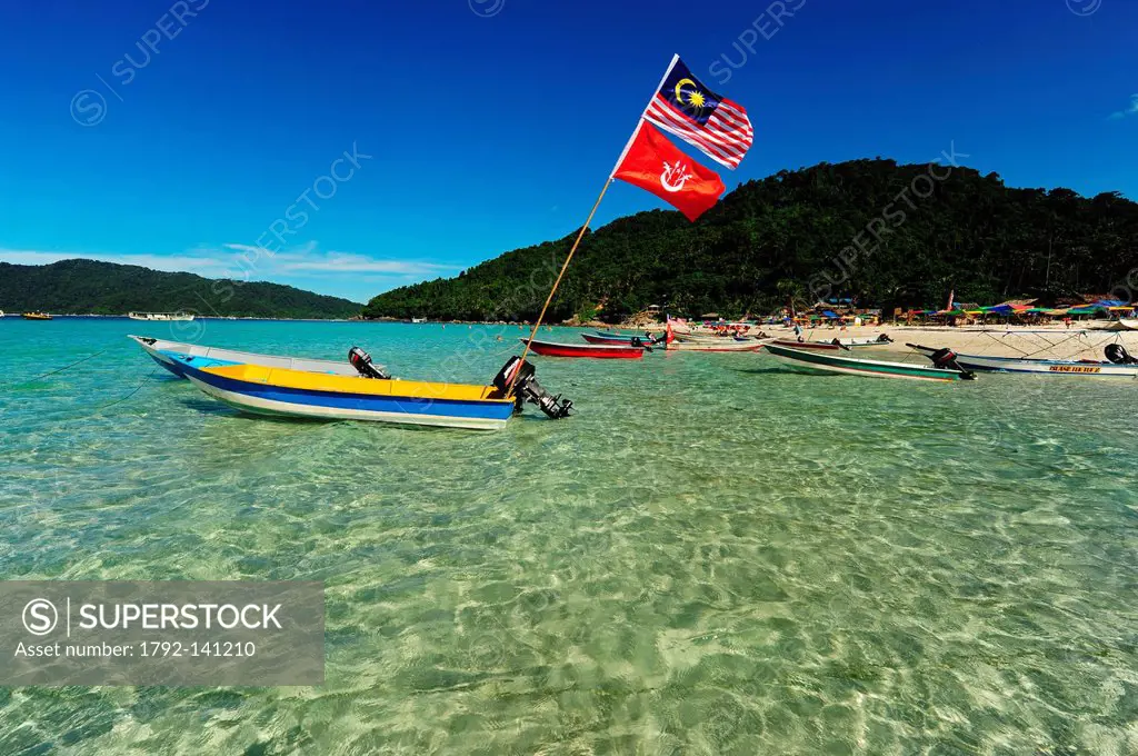 Malaysia, Terengganu State, Perhentian Islands, Perhentian Kecil, transparent turquoise see and white sand beach