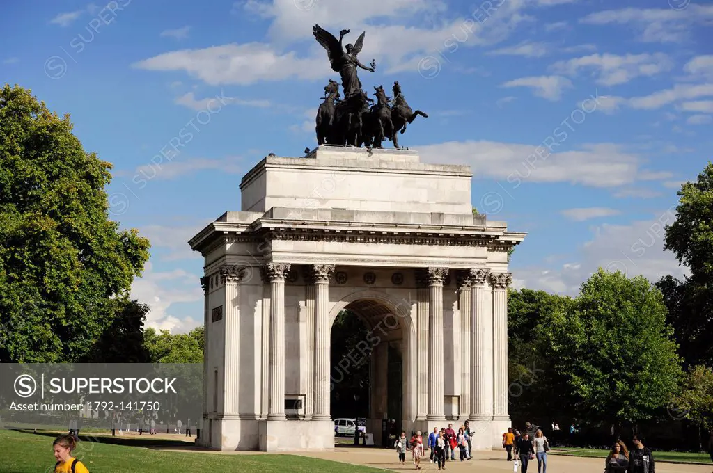 United Kingdom, London, Hyde Park Corner, Wellington Arch is a Triumphal Arch commissioned by King George IV in 1825 to commemorate the British victor...