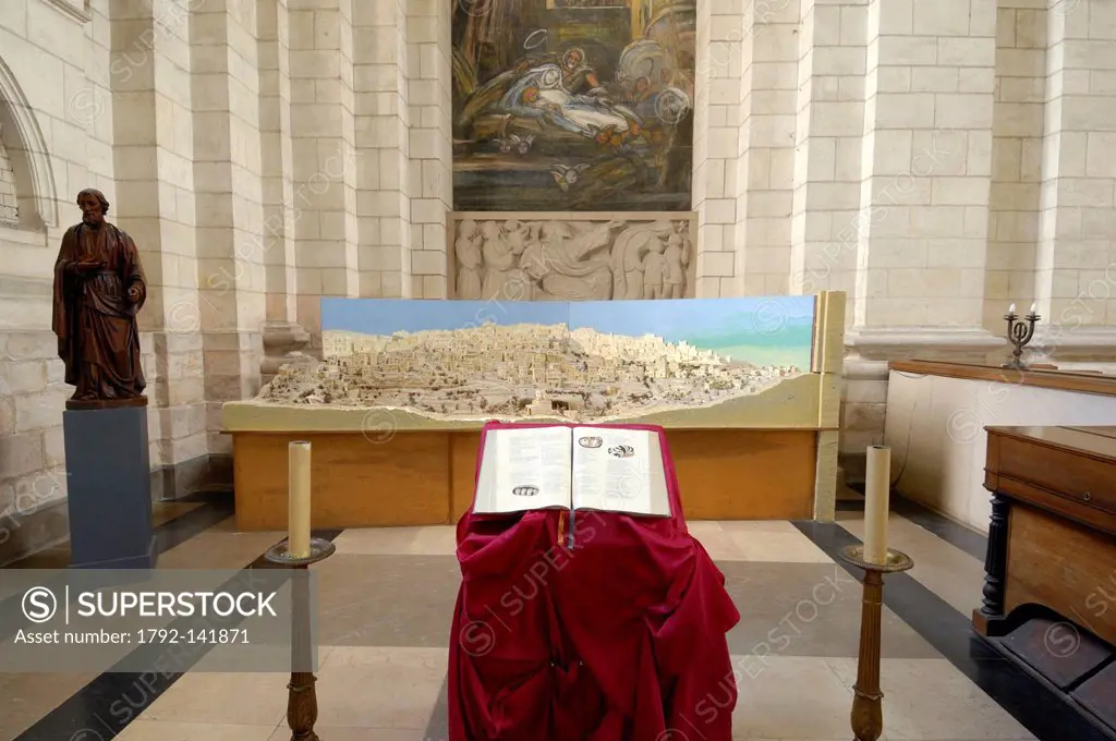France, Pas de Calais, Arras, Notre Dame et Saint Vaast d´Arras Cathedral, Bible in the chapel of the Blessed Sacrament