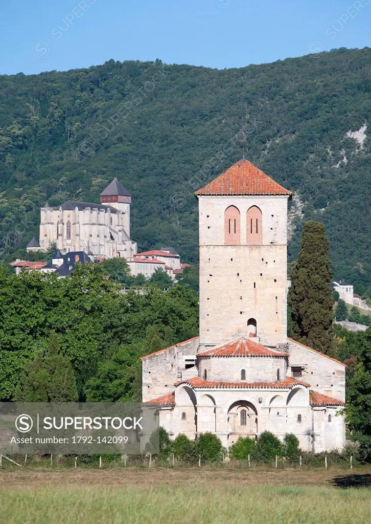 France, Haute Garonne, Valcabrere, the romanesque church and in the background, the cathedral of Saint Bertrand de Comminges, labelled Les Plus Beaux ...