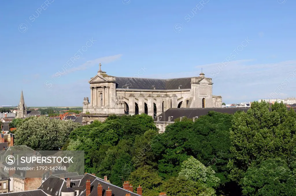 France, Pas de Calais, Arras, Notre Dame et Saint Vaast d´Arras Cathedral and the abbey of Saint Vaast which houses the Museum of Fine Arts and the Li...