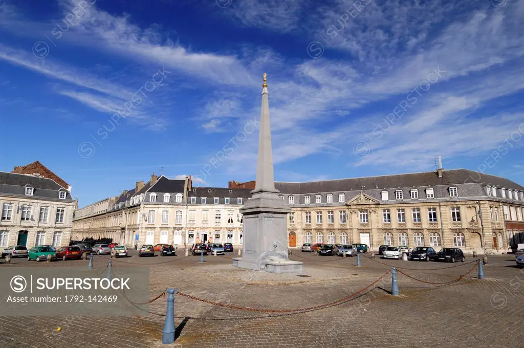 France, Pas de Calais, Arras, cobblestones and thecolumn of the octagonal Place Victor Hugo