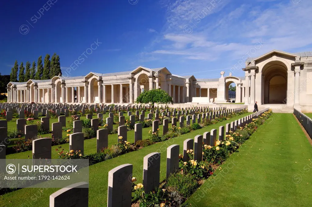 France, Pas de Calais, Arras, Military Cemetery of the Faubourg d´Amiens, graves of 2651 British and Commonwealth soldiers falled here the First World...