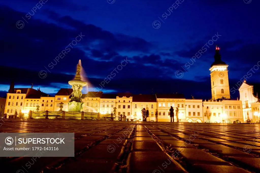 Czech Republic, Southern Bohemian, Ceske Budejovice, Samson Fountain on Premysl Otakar II, the main square