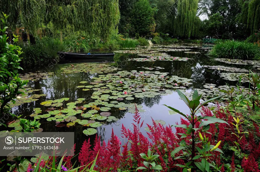France, Eure, Giverny, Claude Monet garden, le Jardin d´Eau Water garden