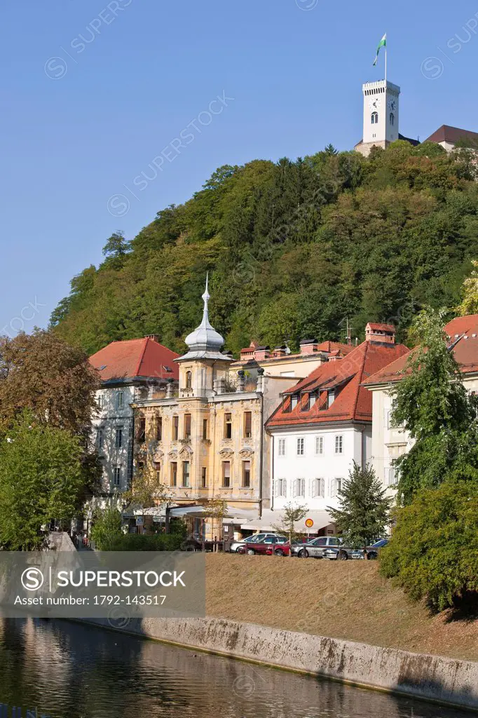 Slovenia, Ljubljana, capital town of Slovenia, facades on the banks of the Ljubljanica river
