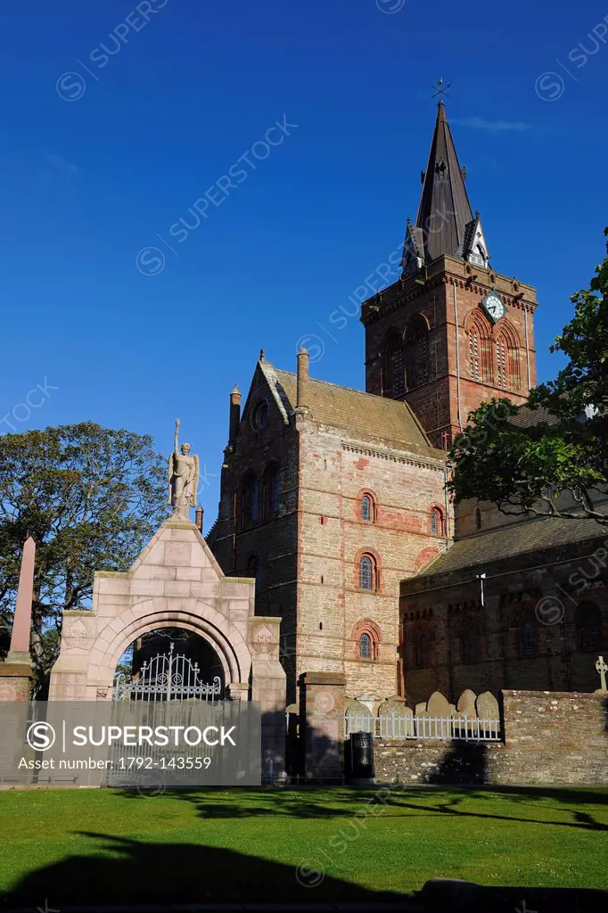 United Kingdom, Scotland, Orkney Islands, Isle of Mainland, town of Kirkwall, Saint_Magnus cathedral