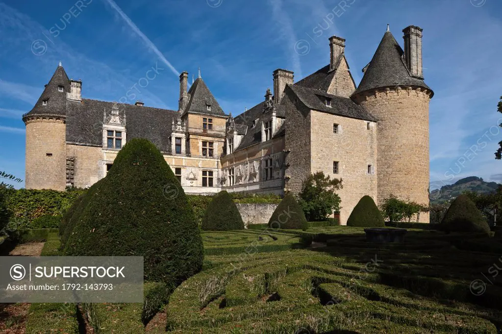 France, Lot, near Saint Cere, Saint Jean Lespinasse, Le Chateau de Montal with its courtyard, Renaissance and French garden