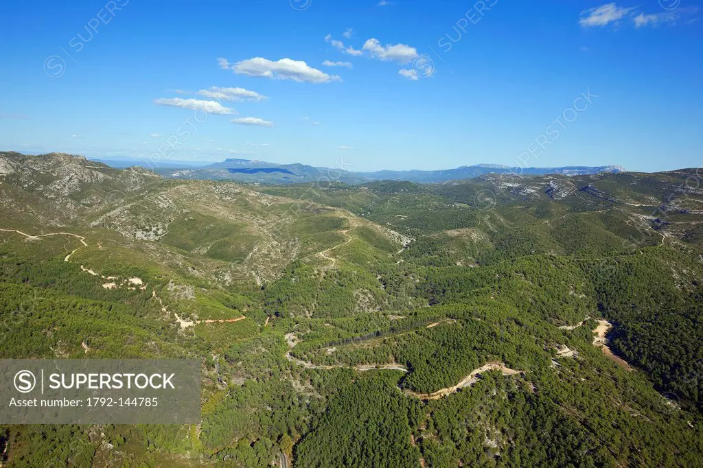 France, Bouches du Rhone, Massif de l´Etoile, North of Cuques Plan aerial view