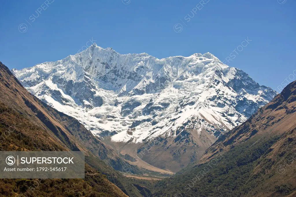 Peru, Cuzco province, Cordillera Vilcabamba, the top of Humantay 5780 m achieved by melting ice due to global warming