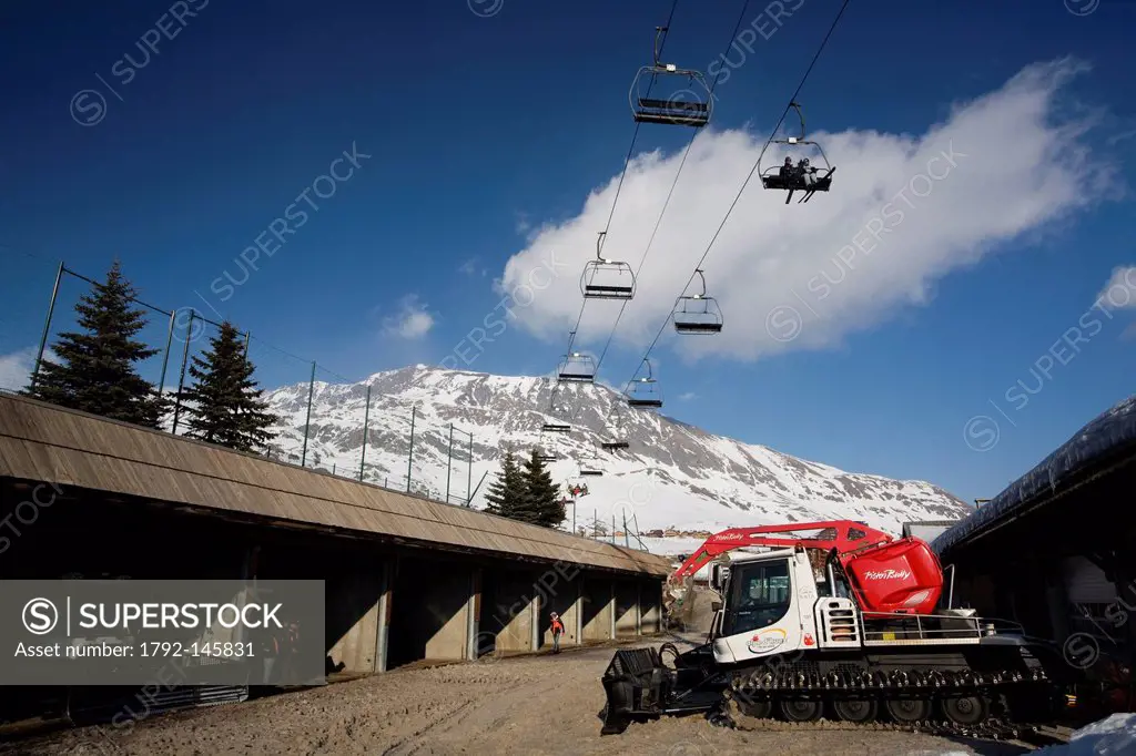 France, Isere, Alpe d´Huez, snow groomer at the technical center