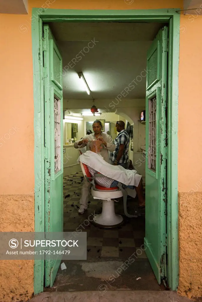 Cape Verde, Sao Vicente island, Mindelo, hairdresser
