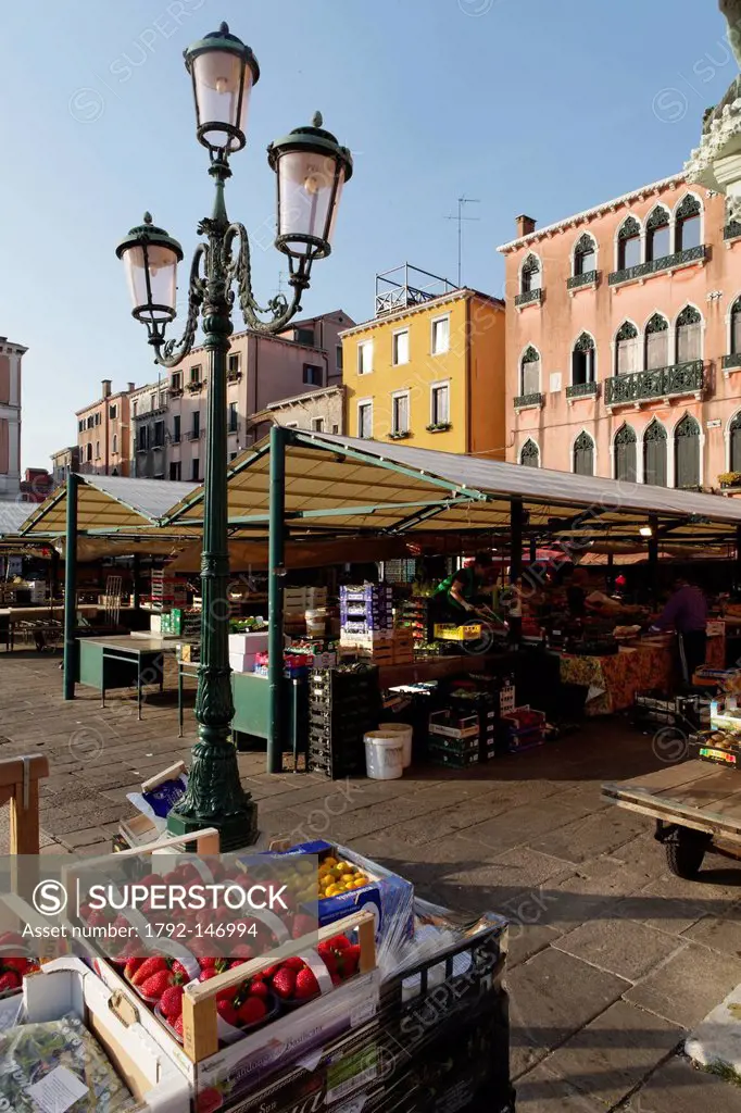 Italy, Venetia, Venice, listed as World Heritage by UNESCO, San Polo district, Mercati di Rialto Rialto market