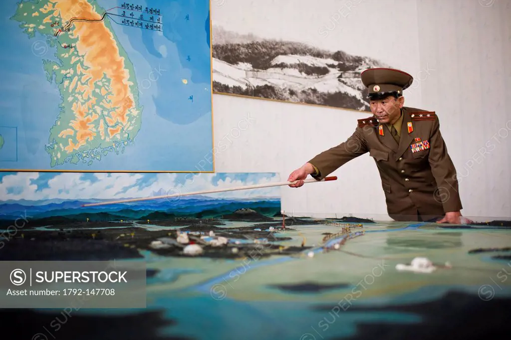 North Korea, North Hwanghae province, Panmunjom, lecture on the Korean war by a North Korean officer