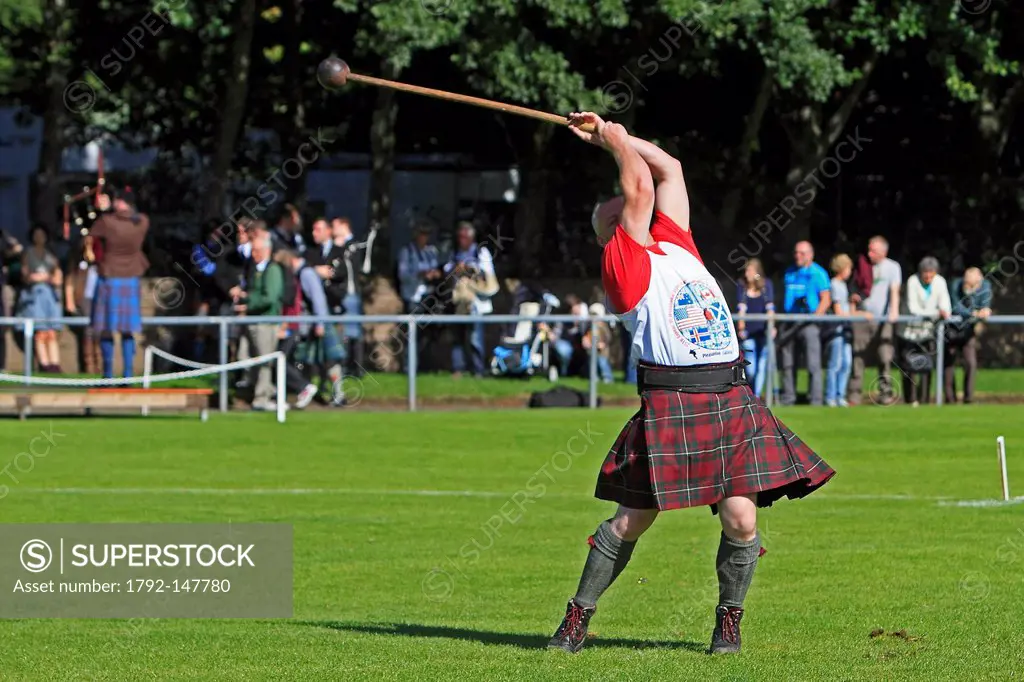 United Kingdom, Scotland, Strathclyde region, Argyll county, Oban, Scottish games, Scottish hammer throw
