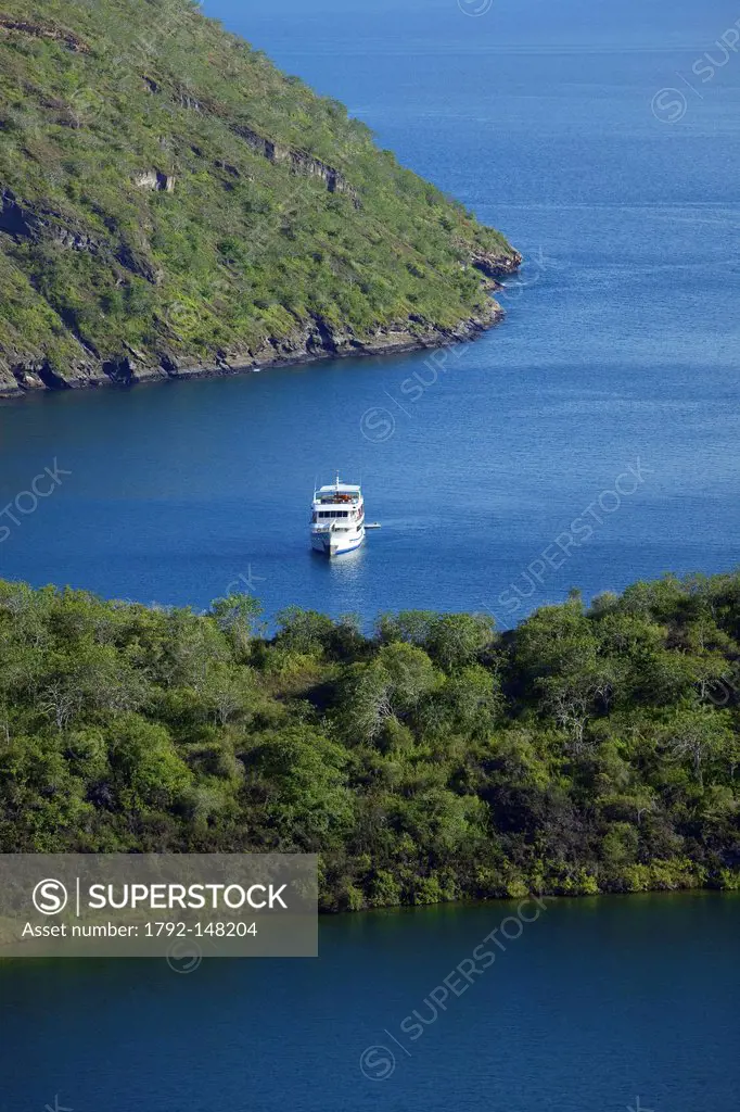 Ecuador, Galapagos Islands, listed as World Heritage by UNESCO, Isabela Island, Caleta Tagus, Darwin Lake, at the end of the Galapagos Odyssey cruise ...