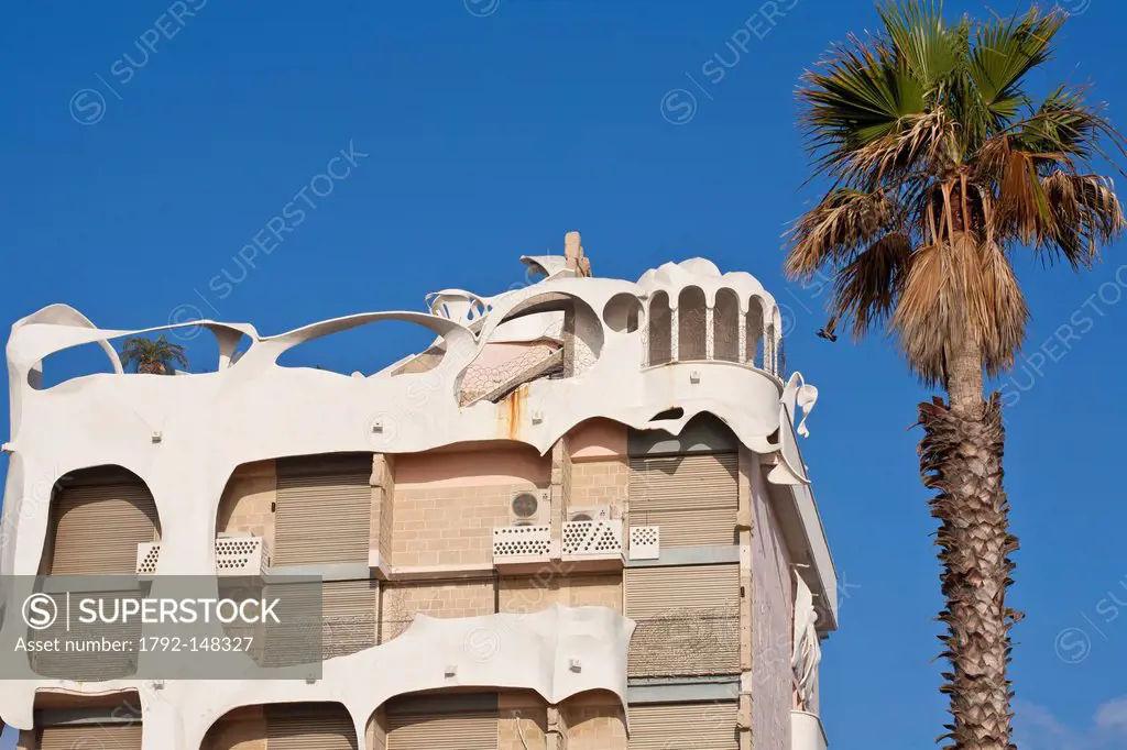 Israel, Tel Aviv, sea front near Ha´Azma´ut Garden, building inspired by architect Antoni Gaudi