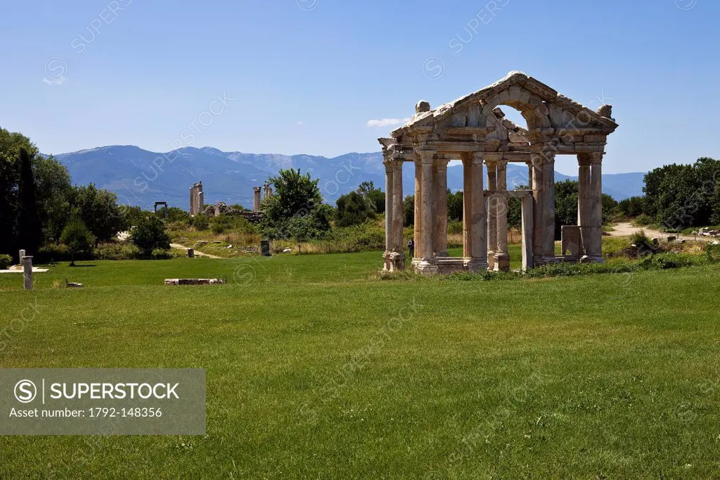 Turkey, Aegean region, Aphrodisias, the ancient city, the Tetrapylon