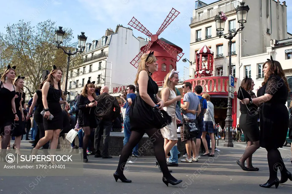 France, Paris, Montmartre, saturday afternoon on place Blanche close to the Moulin Rouge Moulin Rouge registered trademark, request for authorization ...