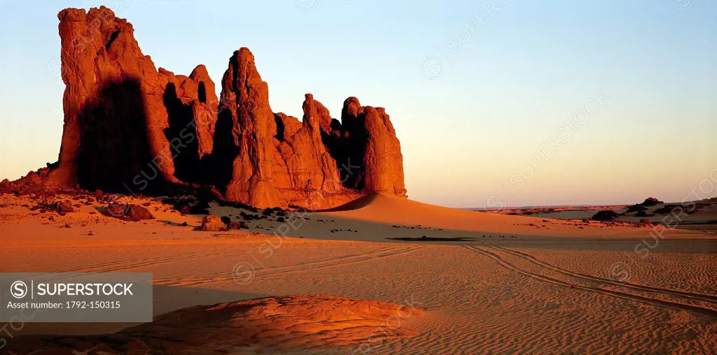 Algeria, Sahara, Hoggar Ahaggar Mountains, Tassili of Tin Rehro