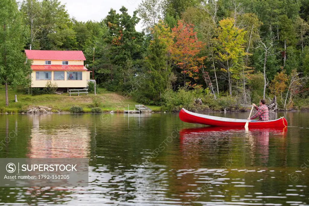 Canada, Quebec Province, Bas Saint Laurent, Saint Gabriel de Rimouski, the Domaine Valga, canoe
