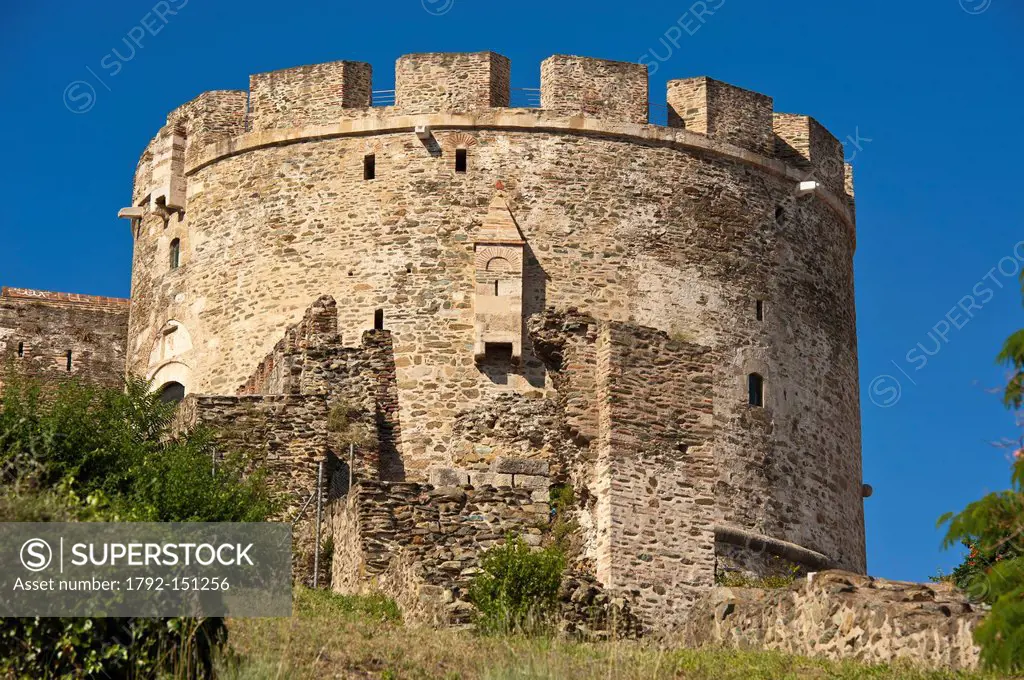 Greece, Macedonia, Thessaloniki, the upper town and the vestiges of its Byzantine citadel, the 4th century ramparts