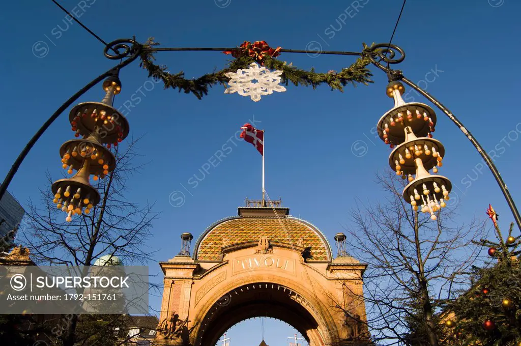 Denmark, Zealand, Copenhagen, Tivoli garden, amusement park at christmas