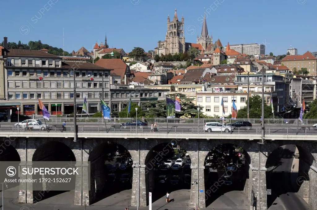 Switzerland, Canton of Vaud, Lausanne, Great Bridge and Notre Dame