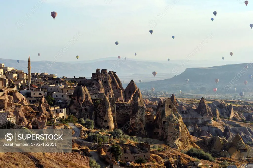 Turkey, Central Anatolia, Cappadocia listed as World Heritage by UNESCO, Uchisar, tuff hills and cave dwellings, Pigeon Valley