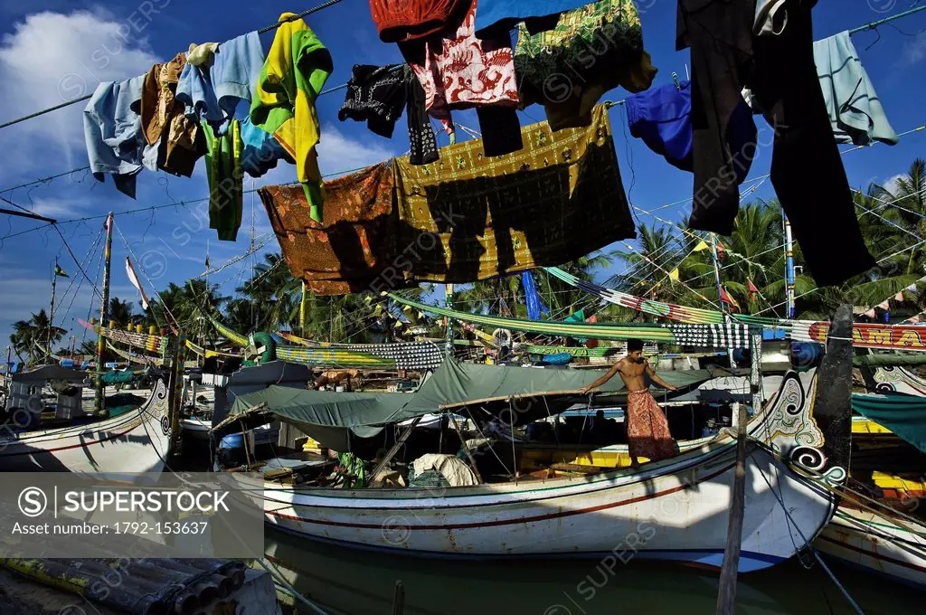 Indonesia, Java, East Java Province, Madura Island, Pasongsongan village, boats called Porsel
