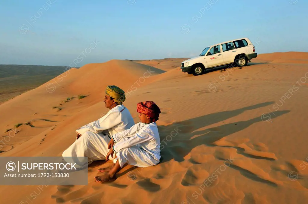 Sultanate of Oman, Ash Sharqiyah Region, desert of Wahiba Sands