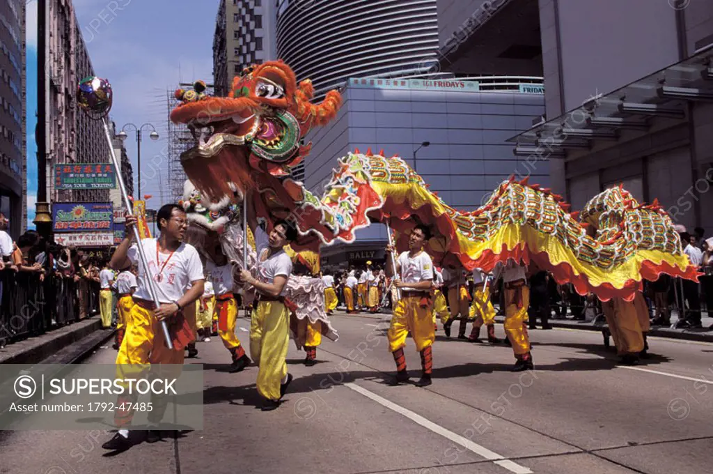 China, Hong Kong, Kowloon peninsula, dragon dance