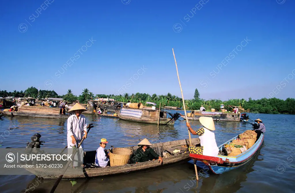 Vietnam, Mekong Delta, transport in boat on the channels of the My Tho town