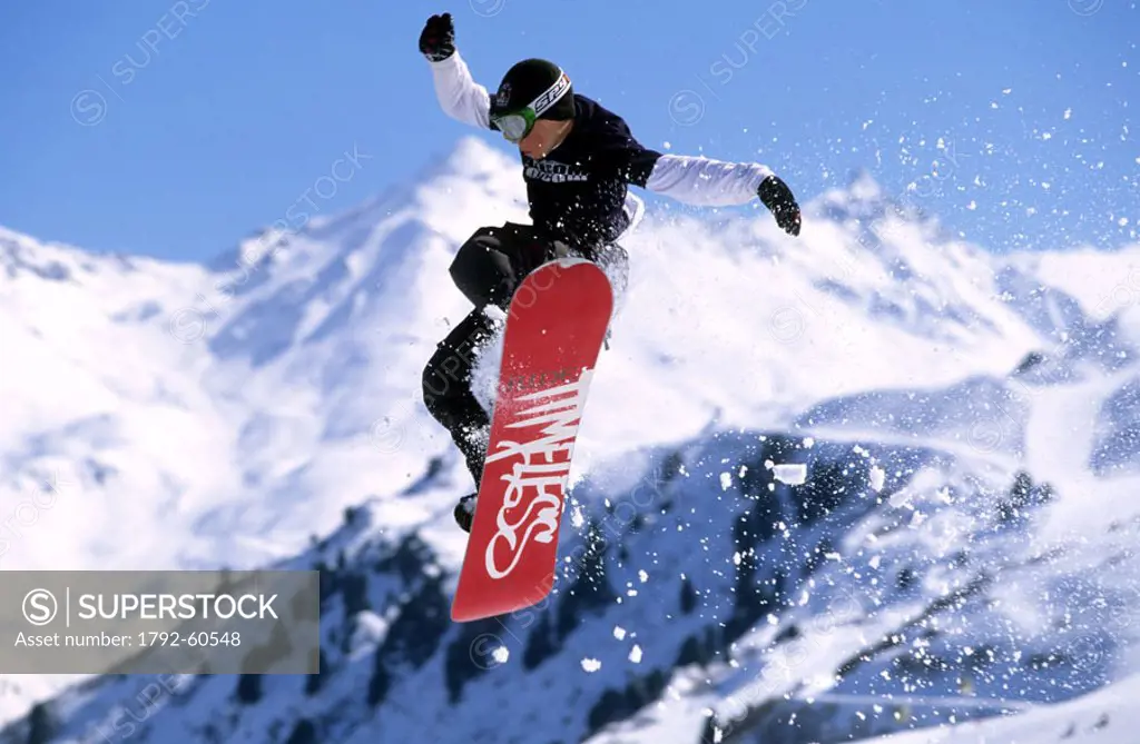France, Savoie (73), Trois Vallees ski area, Méribel, surfer in the powder snow (Model Release OK)