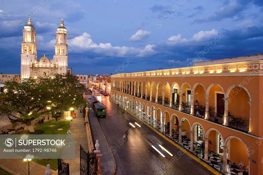 Mexico, Campeche State, Campeche City, historical center listed as World Heritage by UNESCO, the Zocalo, the cathedral and the library