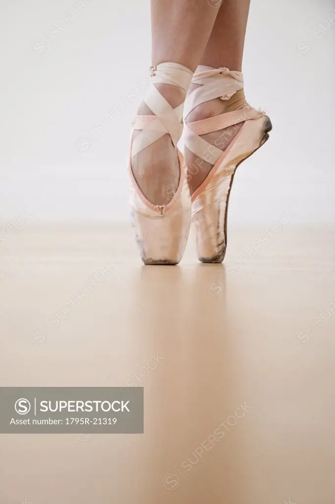 A female ballet dancer