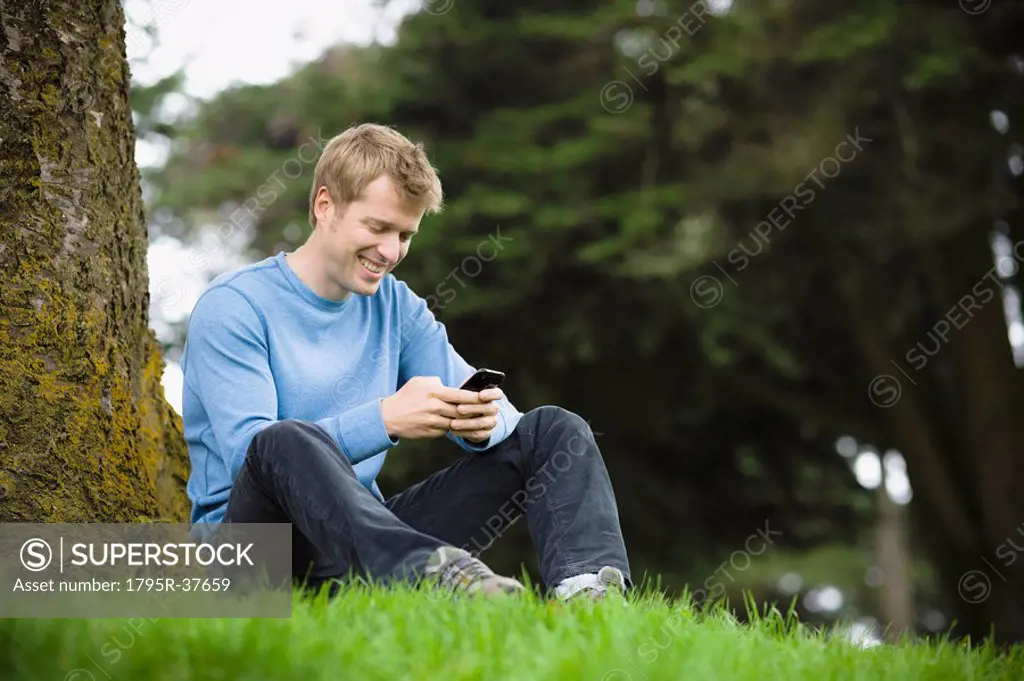 Man texting