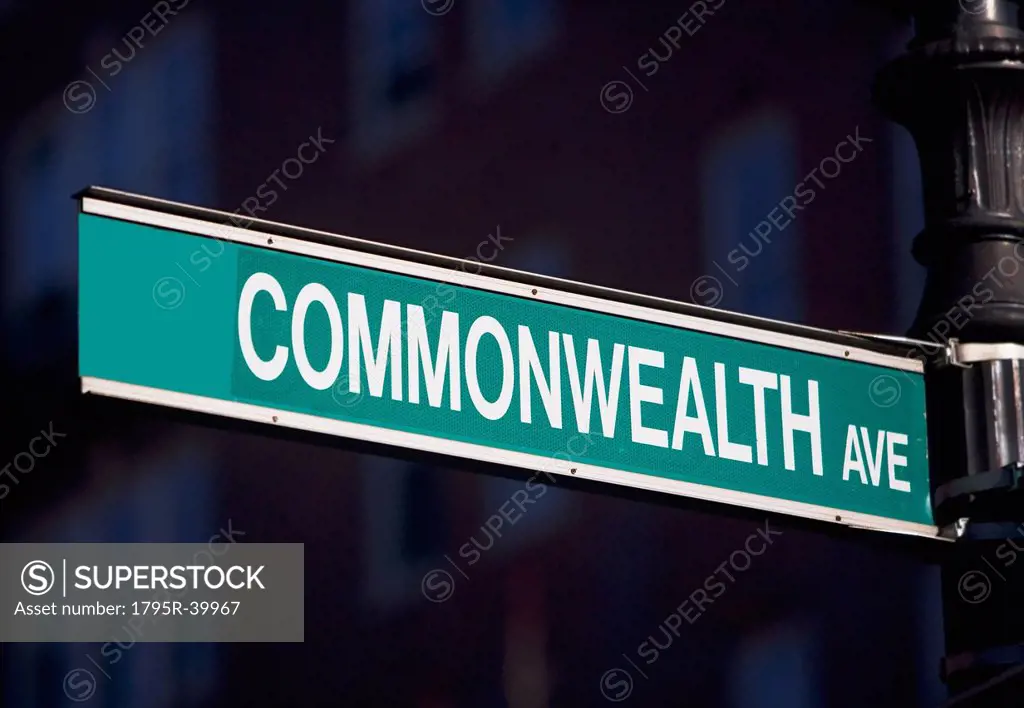 USA, Massachusetts, Boston, Commonwealth Avenue sign