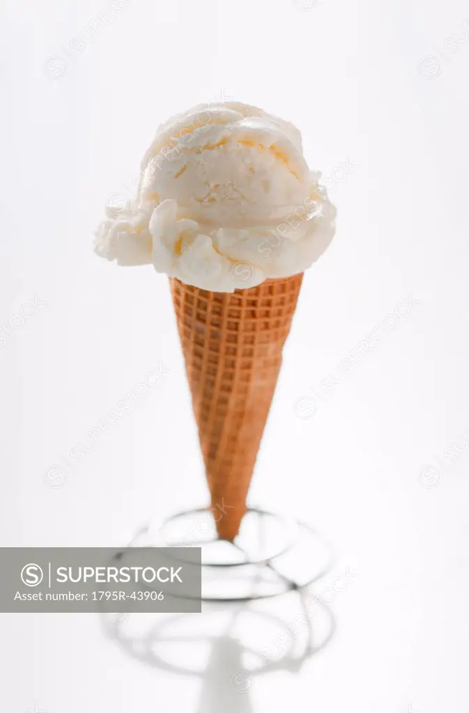 Close up of vanilla ice cream cone