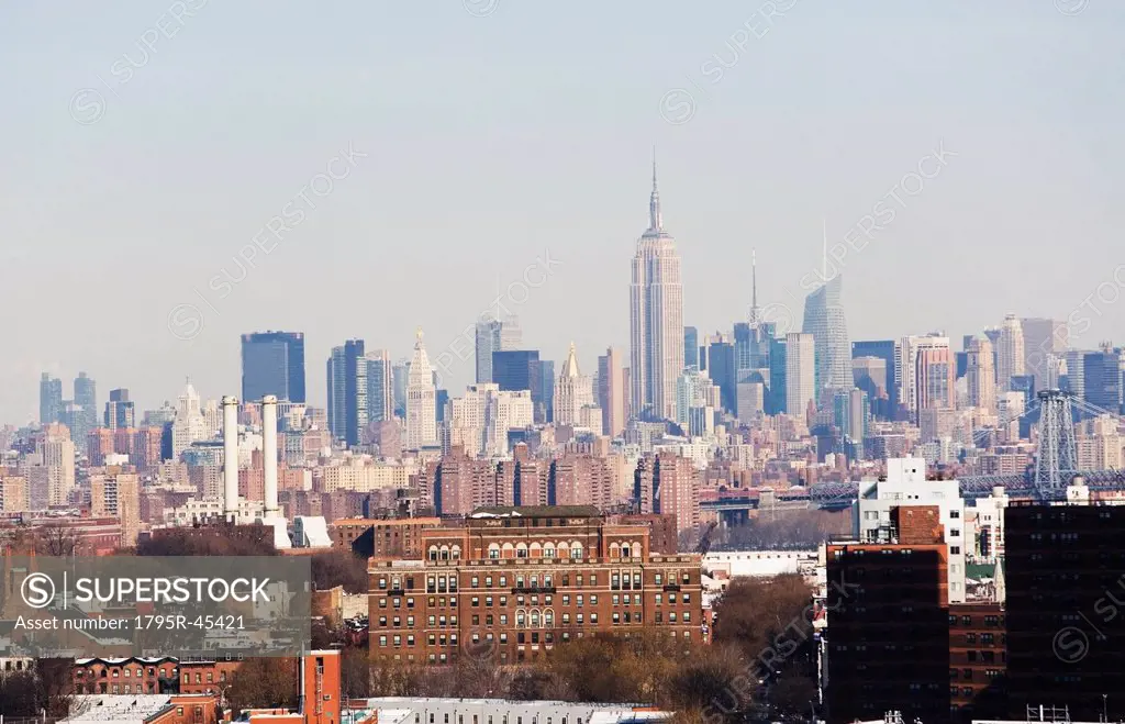 USA, New York City, Brooklyn, skyline of Manhattan