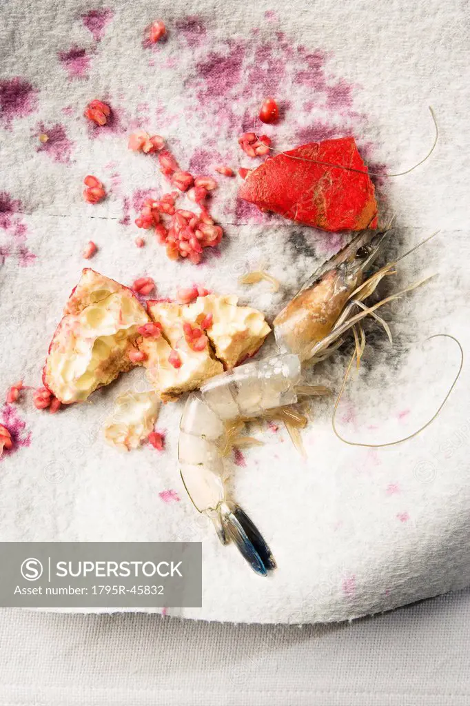 Cracked shrimp on napkin