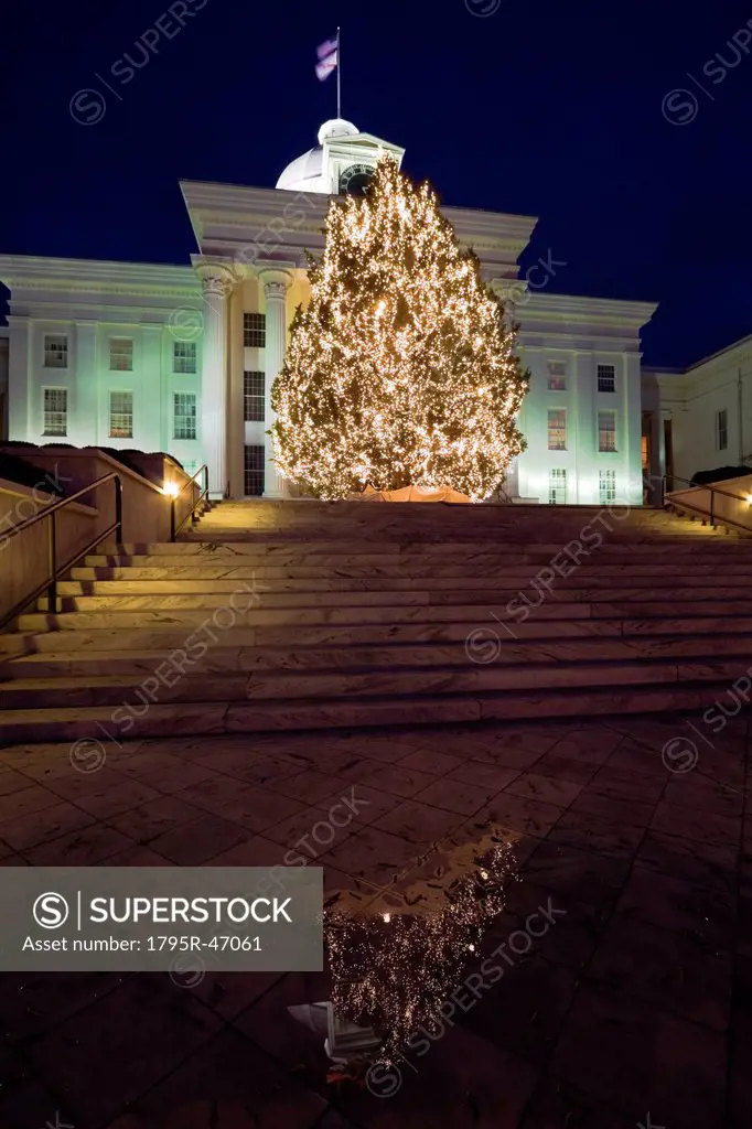 USA, Alabama, Montgomery, Christmas tree outside State Capitol building