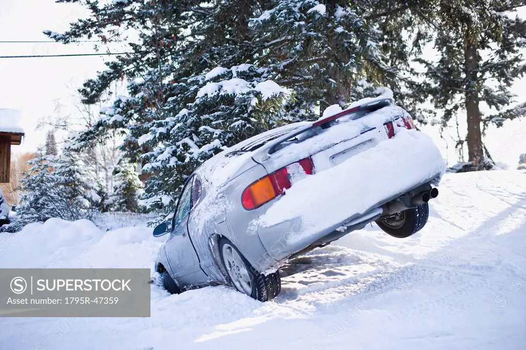 USA, Montana, Car buried in snow