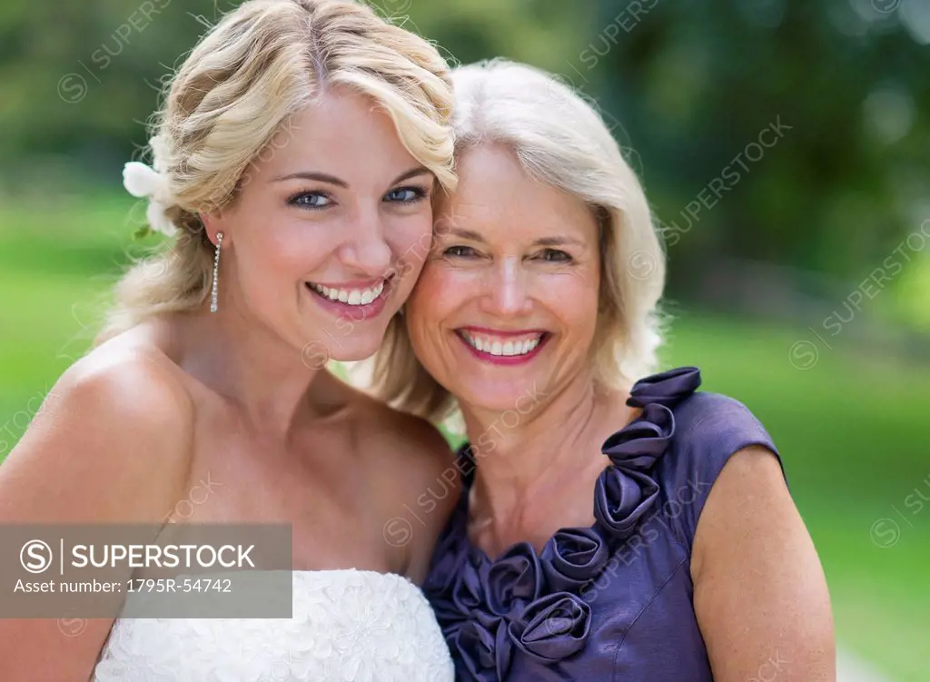 Portrait of bride with mother